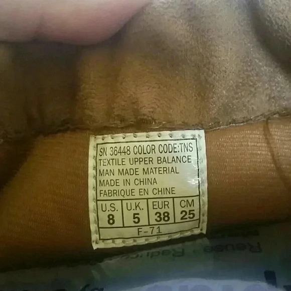 Sketchers Faux Suede Pull on heeled boot Size 8 - Picture 3 of 8